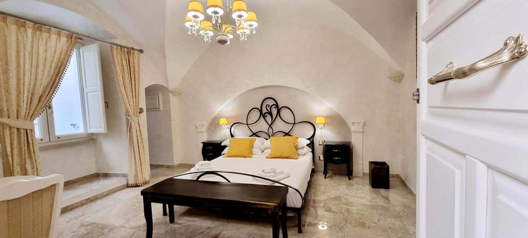 Palazzo Castiglione Dimora Storica Bed & Breakfast